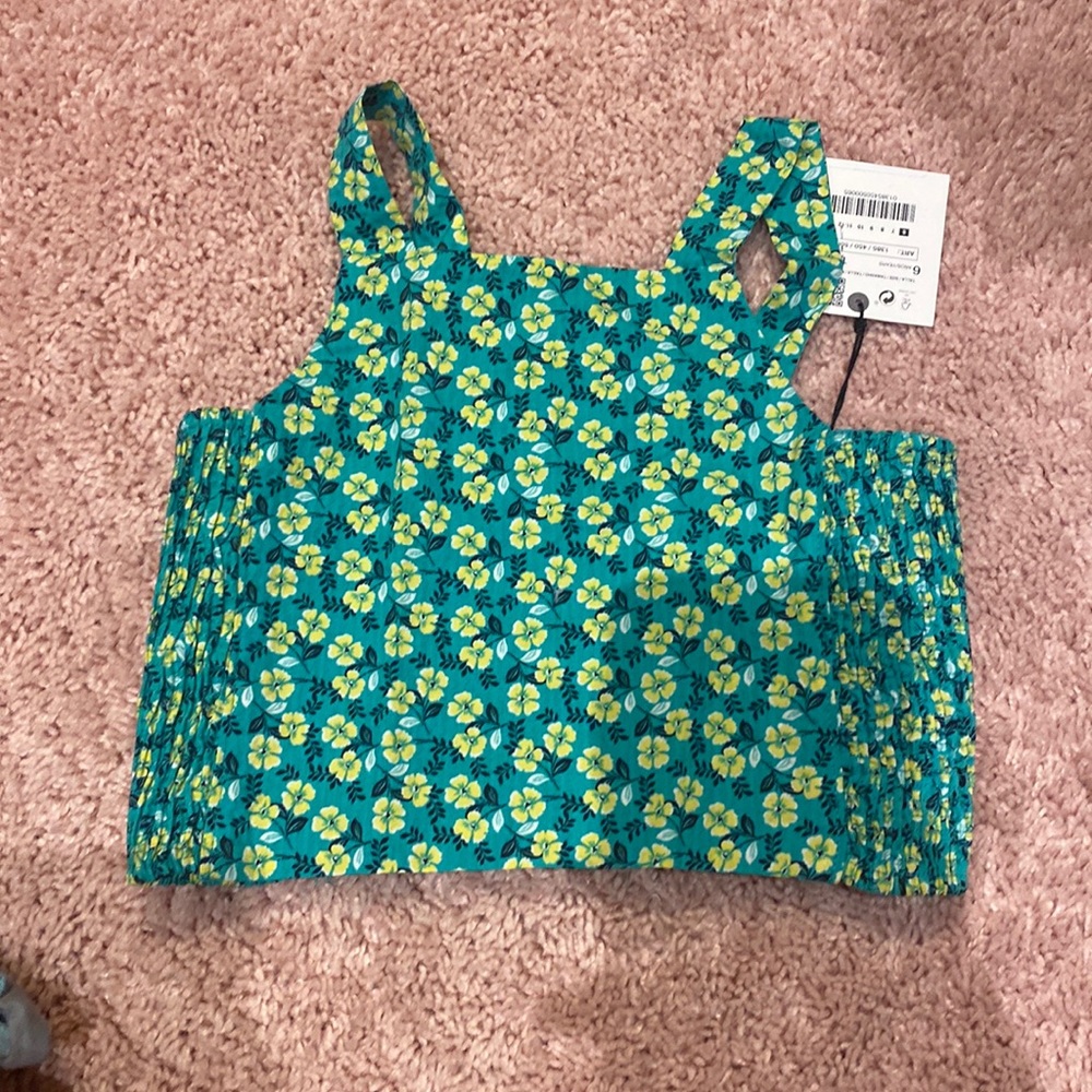 Brand new with tags zara  cropped size 6 girls top